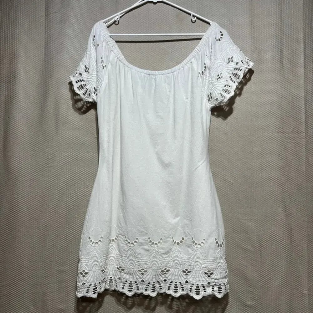 ASTARS + Evereve Eyelet Shift Dress XS White Off Shoulder Scalloped Hem Bride